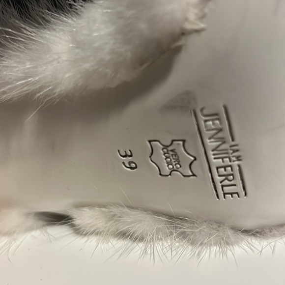 IAMJENNIFERLE Minki Heels, Size 39. White mink heels. Gold bling detail. - Picture 8 of 9